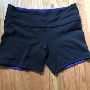 Lululemon Shorts, size 8